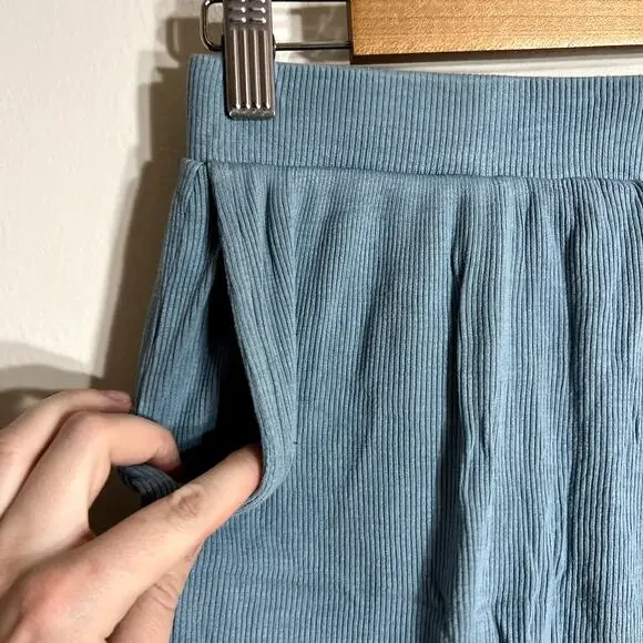 Sweet Romeo Blue Ribbed Short Set - Picture 5 of 9